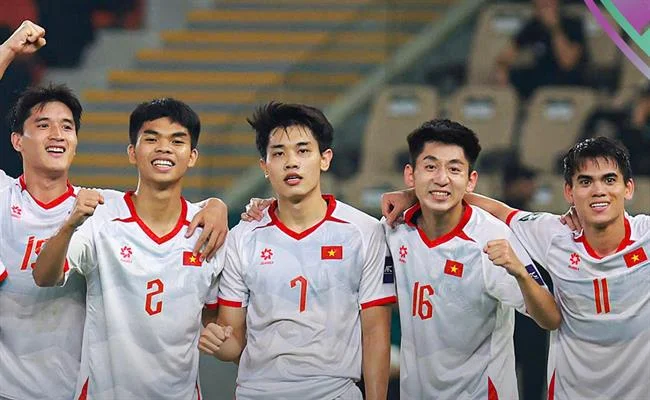 Điền thông tin đăng ký AW8 App